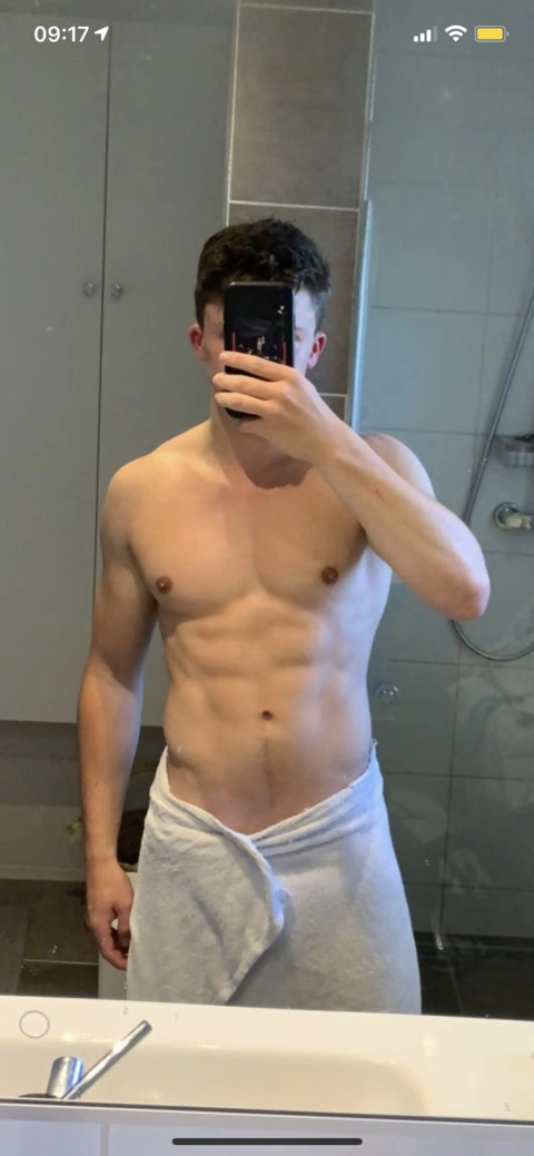 Randomguy OnlyFans Picture