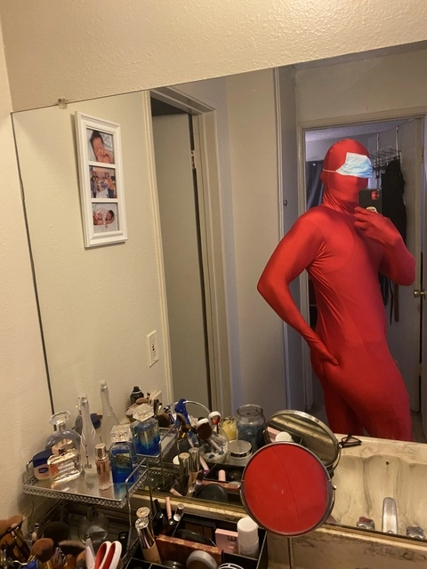Red guy OnlyFans Picture