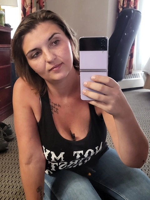 SexyGreenEyedMama88