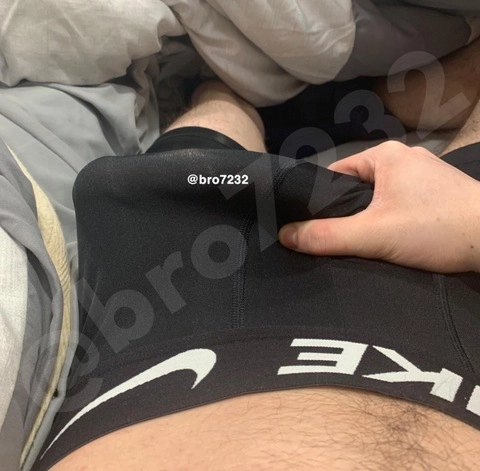 bro7232 OnlyFans Picture