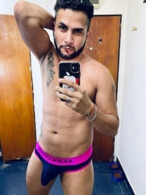 Henry diaz 🍆💦🍑 OnlyFans Picture