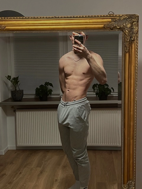 Boy of your dreams OnlyFans Picture