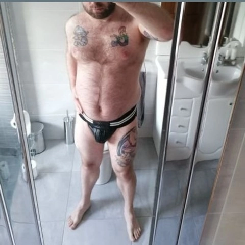 Howling Horndog OnlyFans Picture