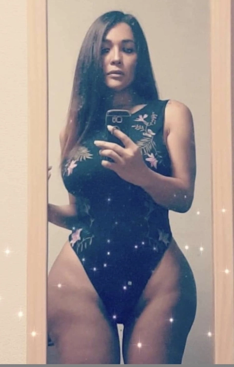 Ladyboy OnlyFans Picture