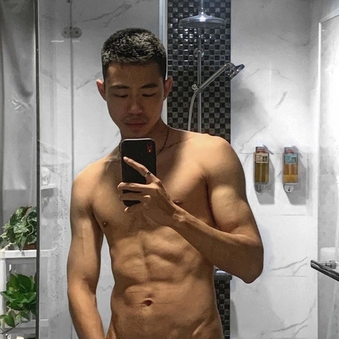 Baptiste Chen OnlyFans Picture