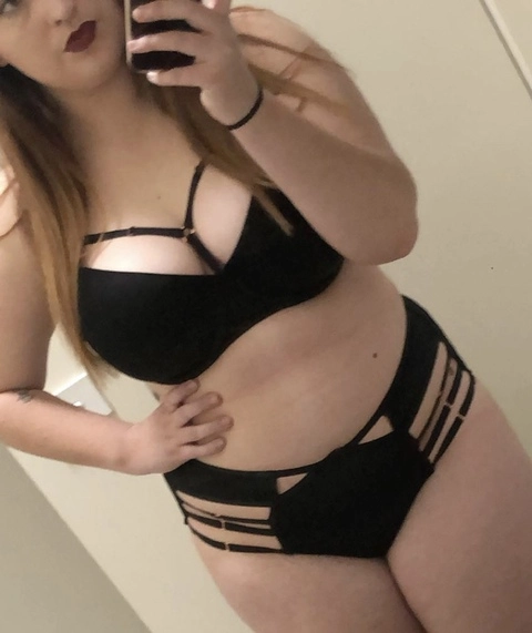 Thicc Bitch OnlyFans Picture