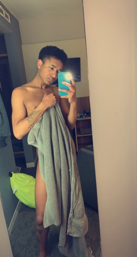 Ali OnlyFans Picture