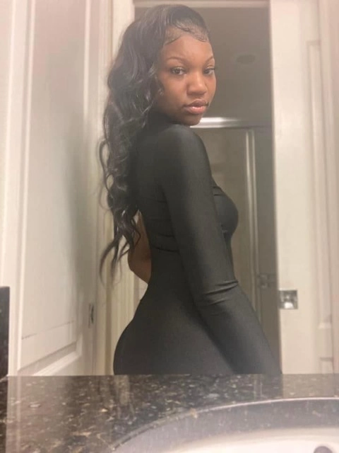 Shaniya Brooks OnlyFans Picture