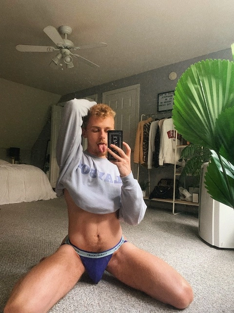 CJ OnlyFans Picture