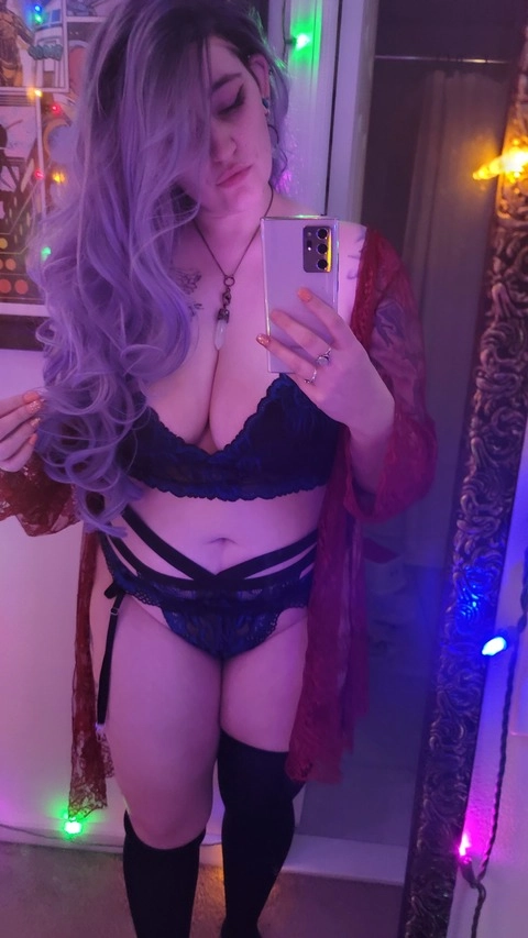 Persephone X OnlyFans Picture