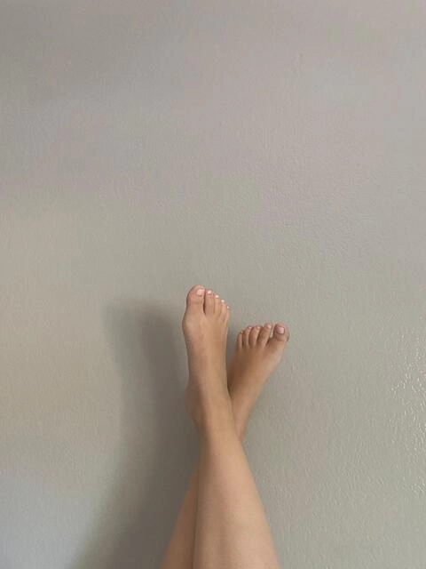 Toe hoes OnlyFans Picture