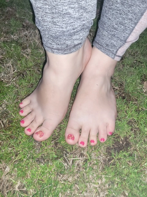 Jsfootsies OnlyFans Picture