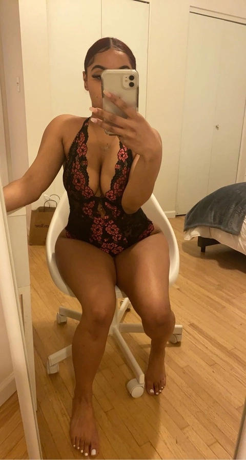 EmmaMirando OnlyFans Picture