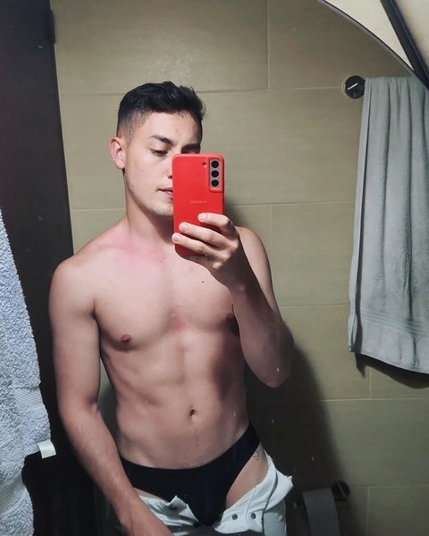 Santi López OnlyFans Picture