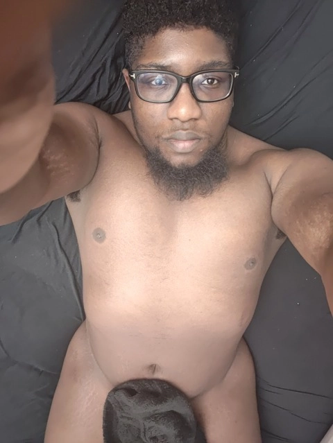 Pkmidknight OnlyFans Picture