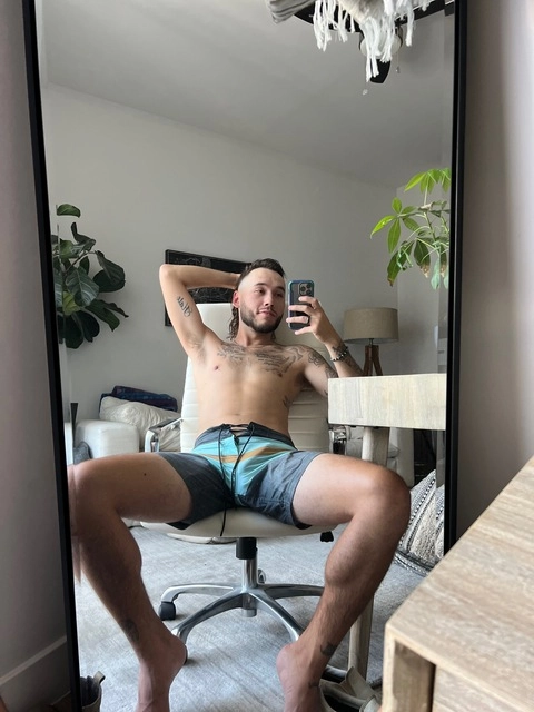 King Gee OnlyFans Picture