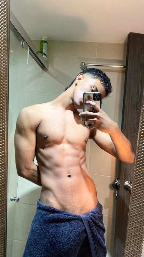 Dante FREE OnlyFans Picture