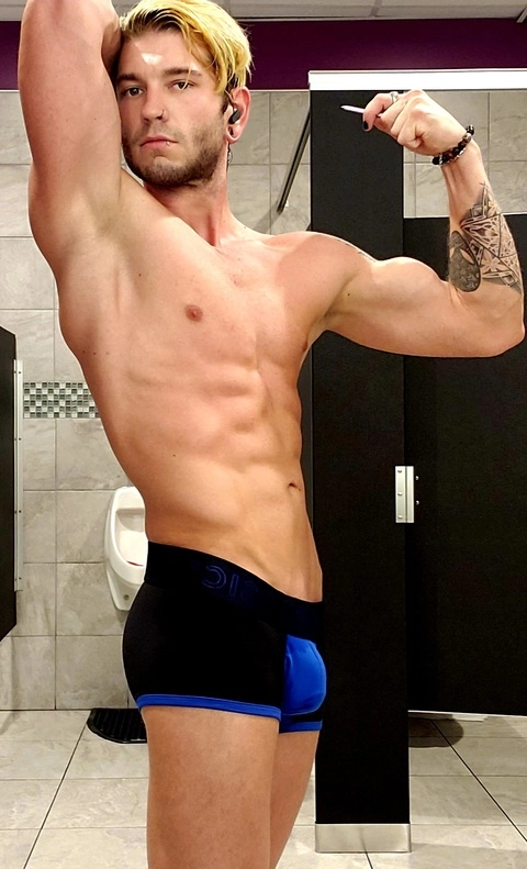 Leo Loss (free) OnlyFans Picture