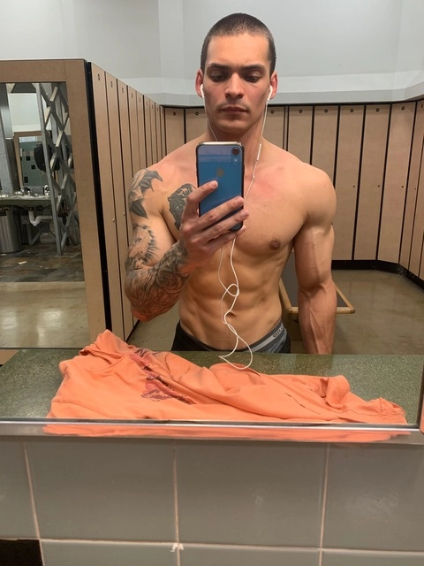 Tyler Wade OnlyFans Picture