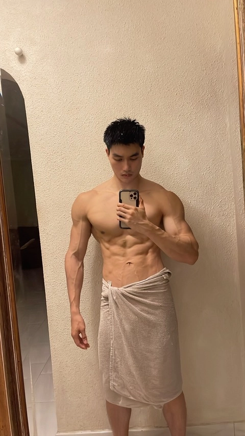 AidenJin OnlyFans Picture