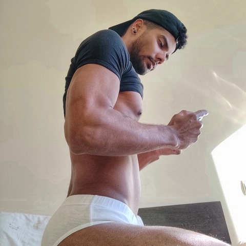 Leo Diamons OnlyFans Picture