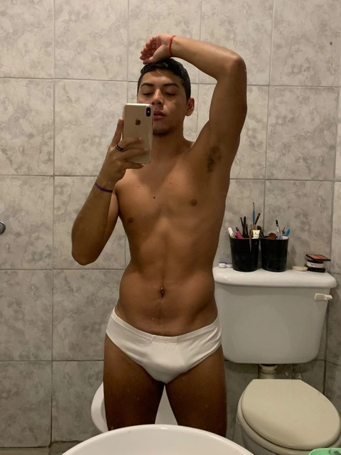 Alvaro Gomez OnlyFans Picture