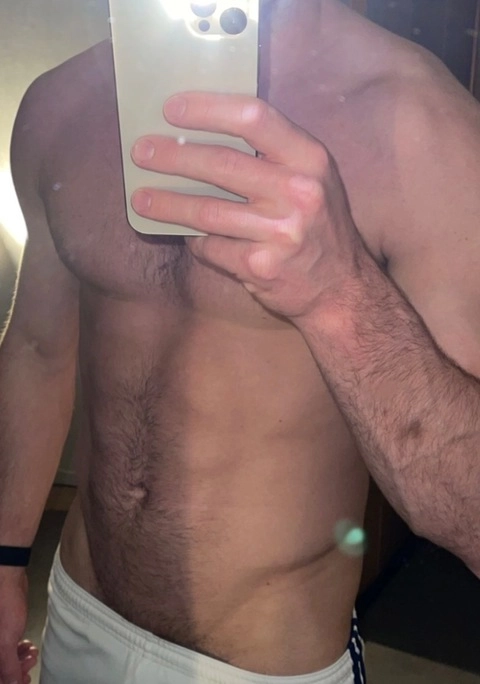 DiscreetAB OnlyFans Picture