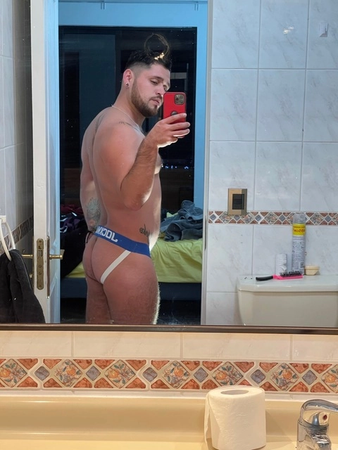 BORIS ALEJANDRO OnlyFans Picture