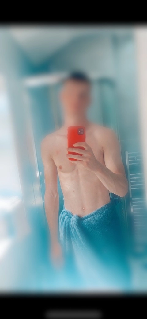 YoungLadd OnlyFans Picture