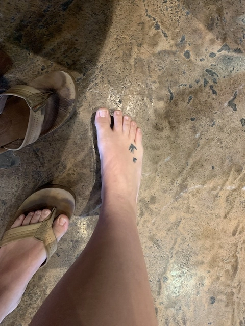 Feetyoureyes OnlyFans Picture