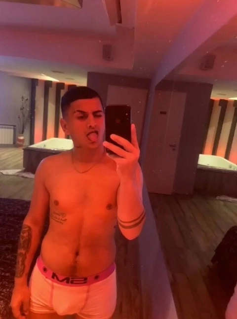 Mateo nicolas OnlyFans Picture