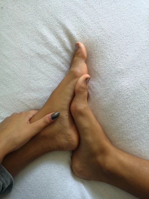 BellaFeetCzech OnlyFans Picture