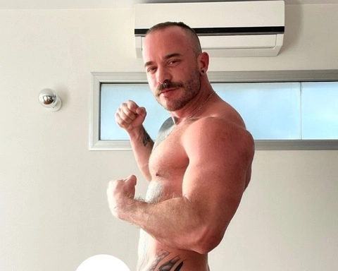 Papi ? OnlyFans Picture