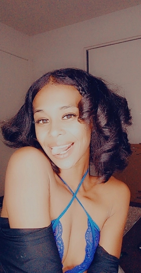 Lovelydria OnlyFans Picture