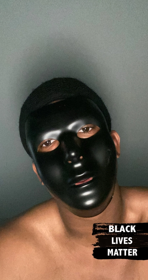 Masked Maverick OnlyFans Picture