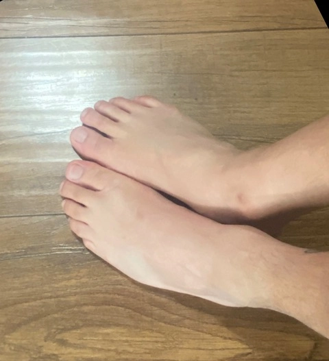 Flirty Feet OnlyFans Picture