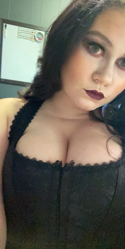 Desirae OnlyFans Picture