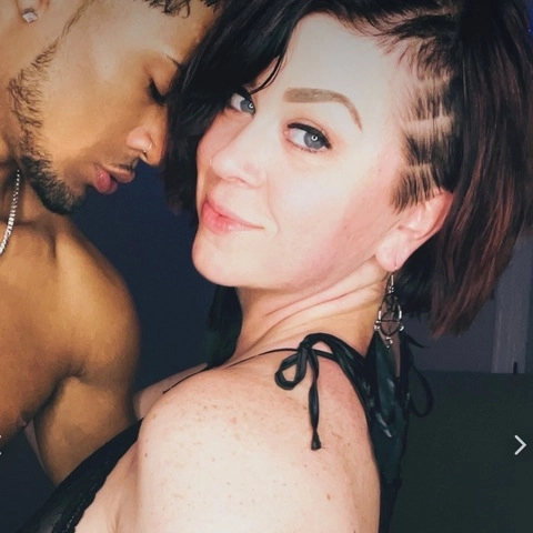 Official Tanya & Josue OnlyFans Picture