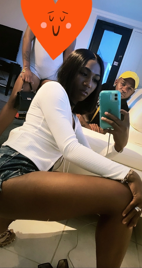 Chocolate Vixen OnlyFans Picture