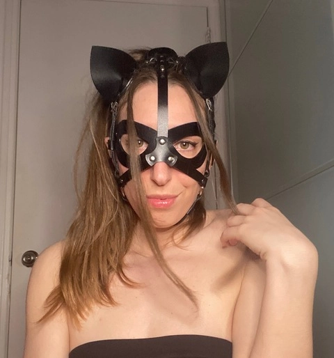 Miss Kitty Meow - Free OnlyFans Picture