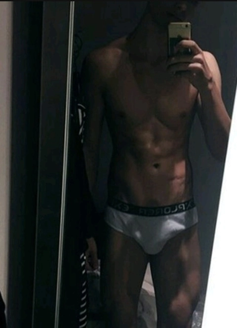 Henrique OnlyFans Picture