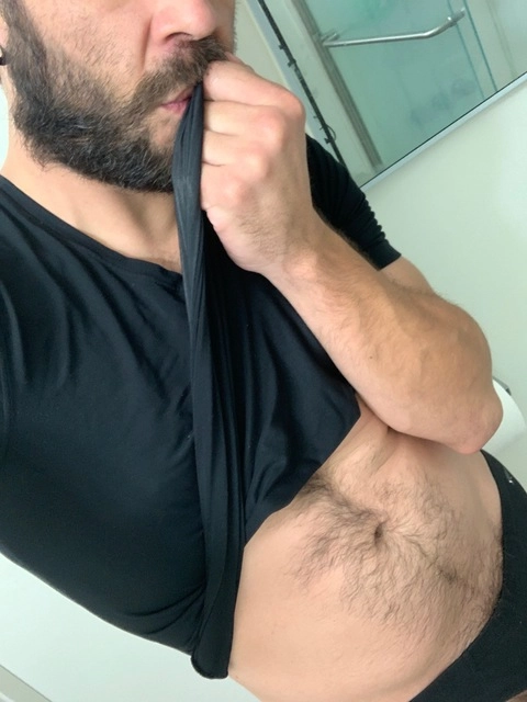 Hung Papi OnlyFans Picture