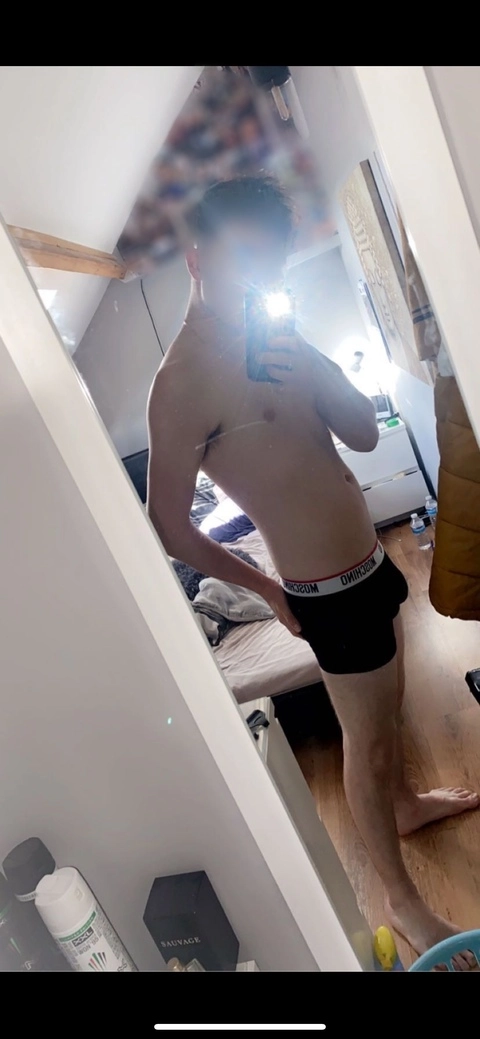 Harry OnlyFans Picture