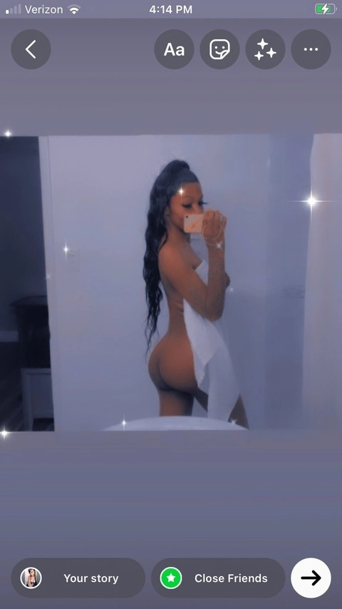 MzBaddAzz OnlyFans Picture