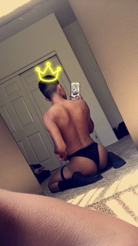 Gio Yung XXX OnlyFans Picture