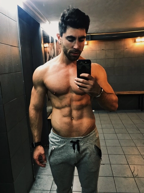 Strong Focus OnlyFans Picture