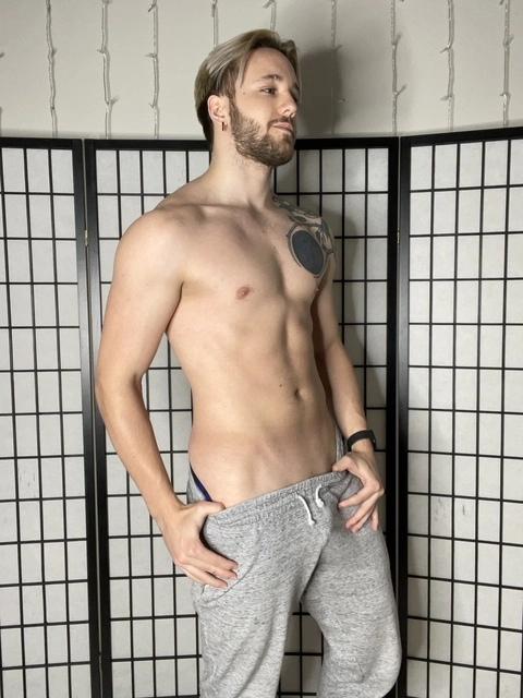 Playful Jayce OnlyFans Picture