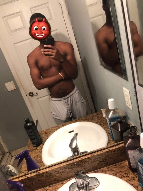 LilBoutZay OnlyFans Picture