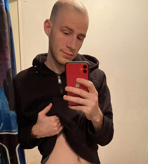 Skinnygayboyguy OnlyFans Picture