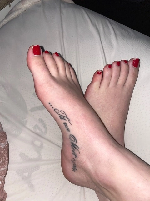 Feetgoddess1998